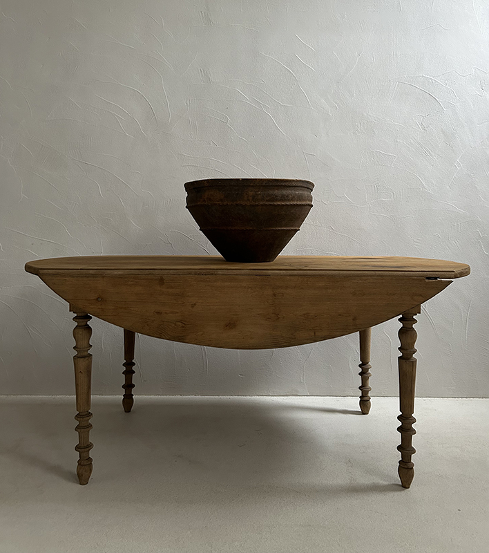 mesa ovalada abatible detalle