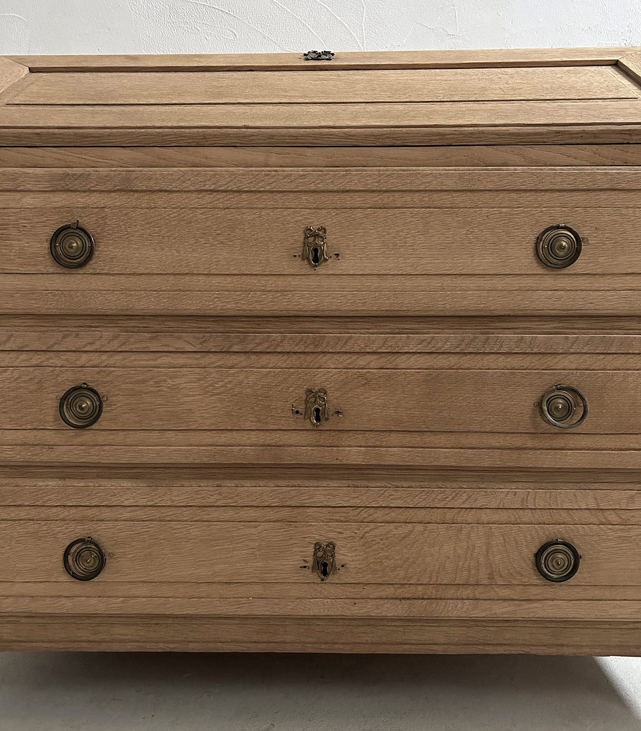 buro grande detalle