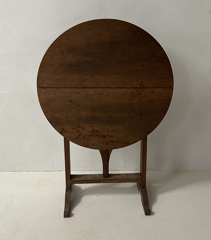 mesa vendimia arpa pequeña detalle 2