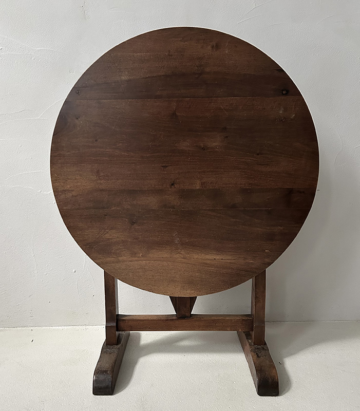 mesa vendimia nogal mediana detalle